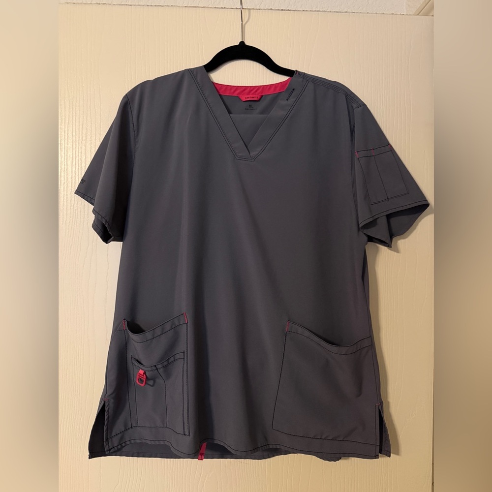 Women’s Carhartt Scrub Tops